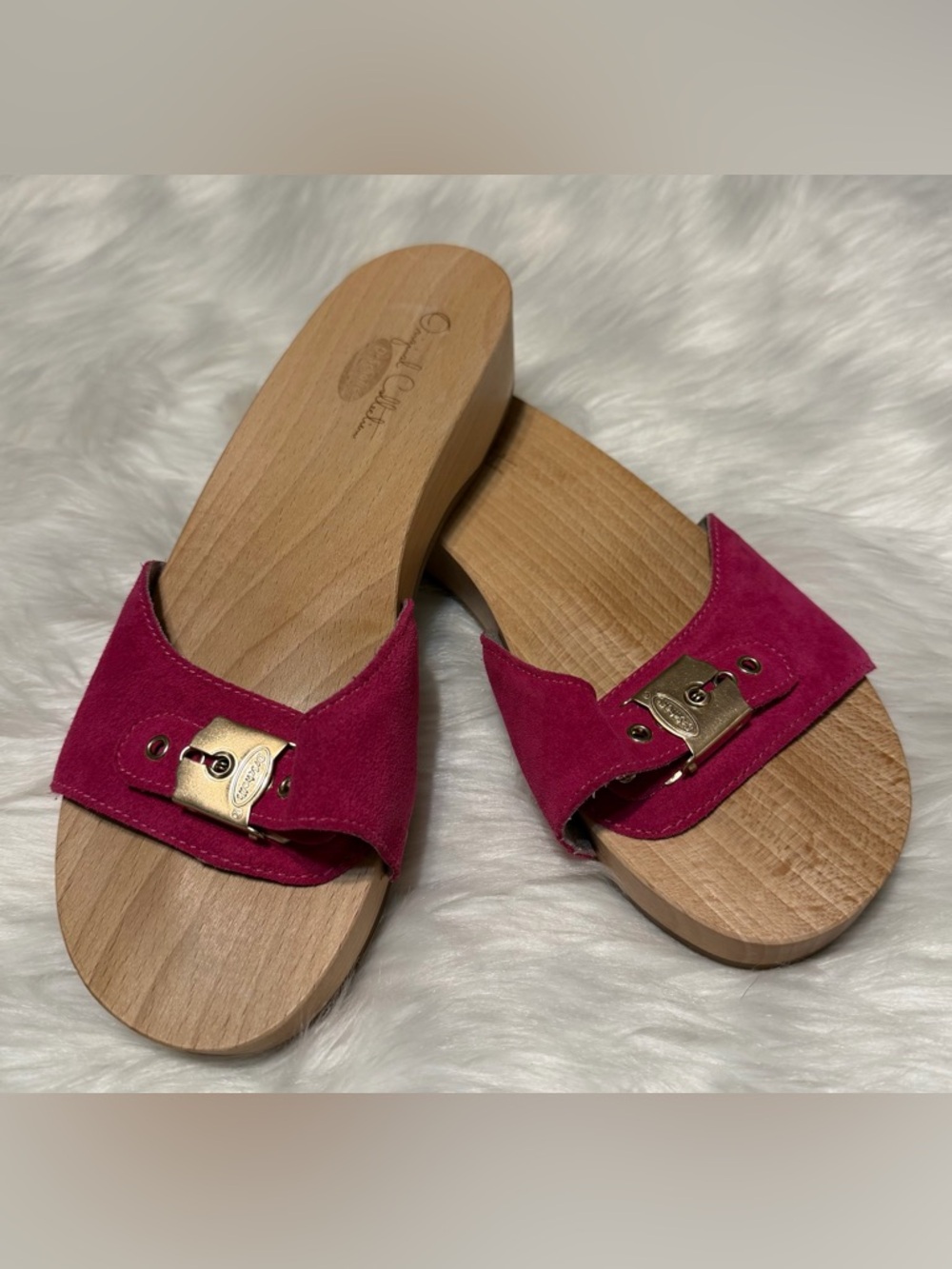 Dr Scholls Suede Slide Sandals in Fuchsia with Gold Buckle
